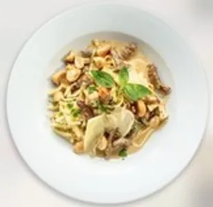 Linguini Filete Champiñon