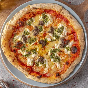 Stracciatella di bufala y trufa blanca