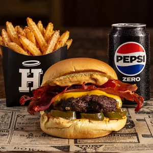 Combo Jalapeño Burger Simple + Papas Fritas y Bebida 350cc