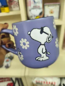TAZA SNOOPY LILA