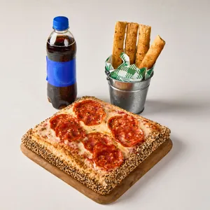 Almuerzo resuelto pepperoni