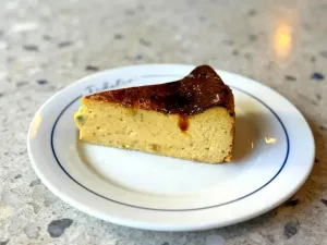 Tarta de Pistacho Vasca