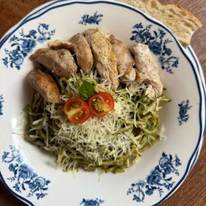 Pasta al pesto
