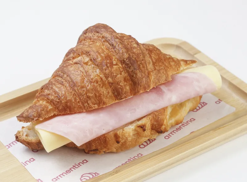 Croissant Jamón y Queso