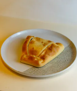 Empanada pino merkén