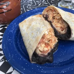 BURRITO DE HUEVO REVUELTO