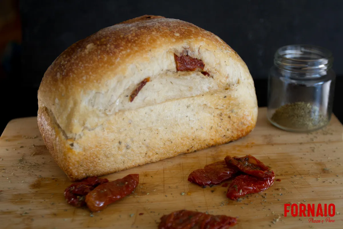 Pan de Molde Blanco Tomate Orégano