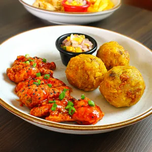 Alitas Charapitas Picantes