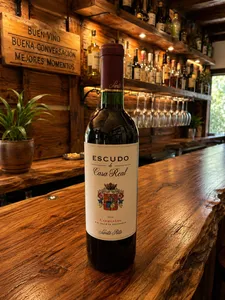 Escudo de Casa Real. Gran Reserva. Carmenere