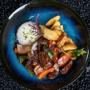 Lomo Saltado