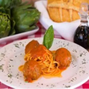 SPAGHETTI E POLPETTE,