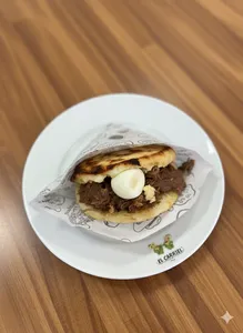 Arepa con todo