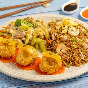 Combinación Toy Wan