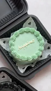 Docena de cupcakes + baby cake personalizado