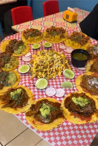 CUADRILLA DE TACOS