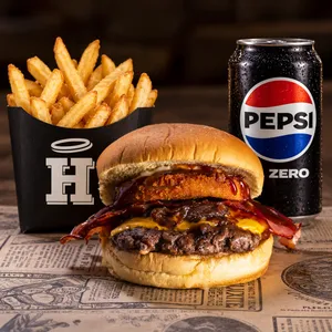 Combo BBQ Burger Simple + Papas Fritas y Bebida 350cc