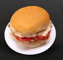 Ave tomate