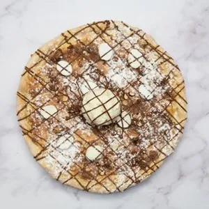 Pizza de Masmelo, Almendra y Nutella