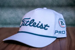 Titleist - Gorro Blanco/Monterrey Bermuda