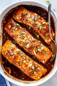Salmon salvaje (varias salsas)