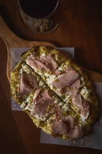 Pizzeta de Mortadela de Pistacho