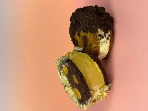 The Melt (Ice Cream Cookie)