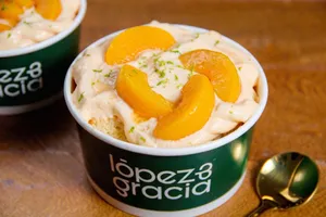Tres Leches Yogur de Melocotón
