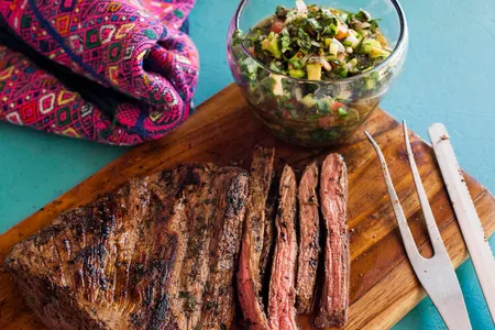 Carne de res con chimichurri