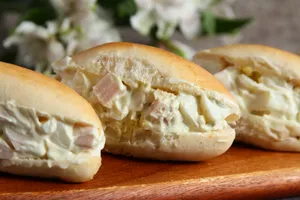 Huevo jamón 12 tapaditos