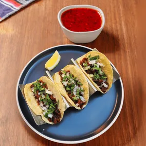 Taco Flor de Jamaica