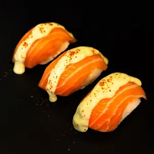 Nigiri acevichado