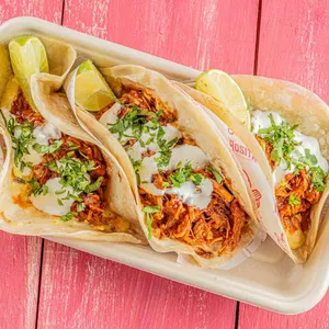 Taco mechada barbeque