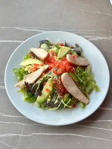 Ensalada Pollo Mediterráneo