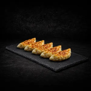 Gyosas de pollo fritas (5 unidades)