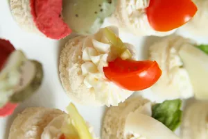 Surtidos de canapé doble molde 25un