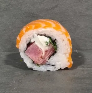 Sake Maguro Roll