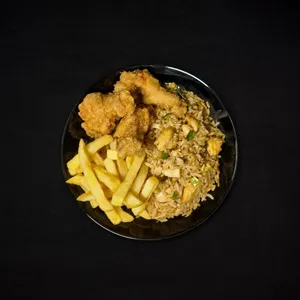 Chaufa Alitas y Papas Fritas