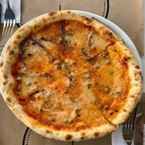 Pizza Napoli