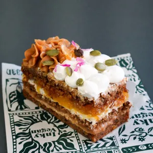Torta Carrot Cake