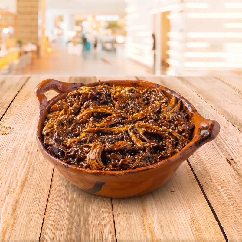 Mole Poblano con Pollo (1 kg.)