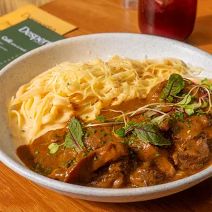 Ossobuco al Vino & Fetuccini