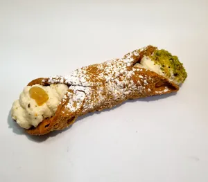Cannolo grande ricotta