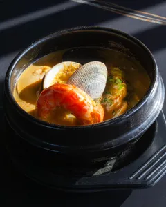 Ramyeon Mariscal Koreano