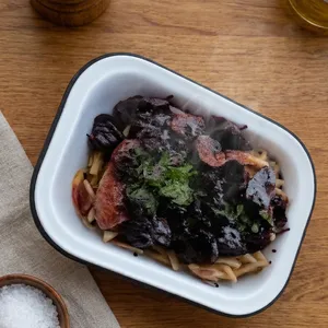 Sano+Pollo en Salsa Vino Tinto ,Romero - Plato Congelado