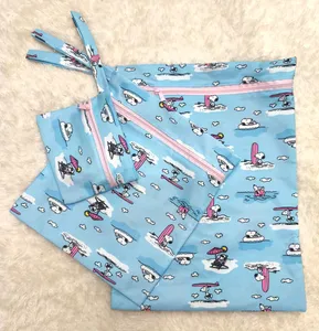 BOLSAS PARA ROPA MOJADA SNOOPY