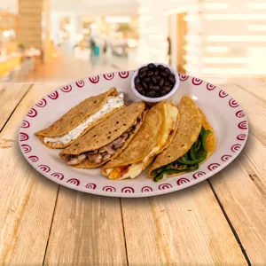 Quesadillas Tradicionales (4 pzas.)