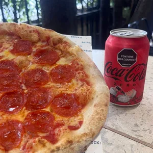 Combo Pizza + Coca Cola