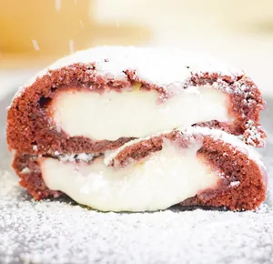 Galleton Red Velvelt Cheesecake