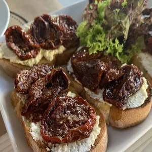 Bruschetta de Tomate Ricotta