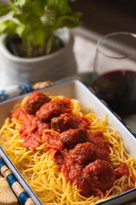 Albondigas con salsa 1/2 kilo